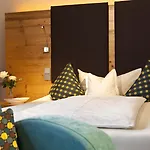 فندق Alpenkoenig