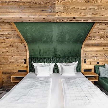 Alpenkoenig Hotel